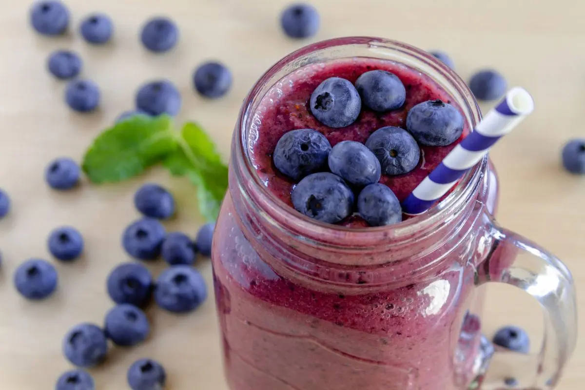 Blueberry Blast Smoothie - American Institute for Cancer Research